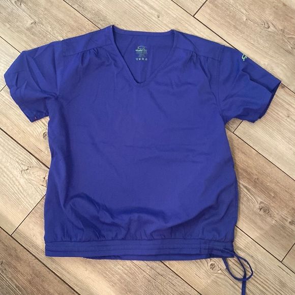 Iguana Size Large Med Scrubs - Picture 1 of 5